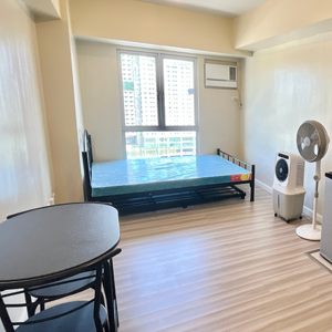 Studio Unit for Rent in Makati - Semi Furnished - Avida Southpoint