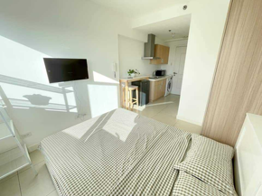 Dormy 239 - The Residences at Commonewalth