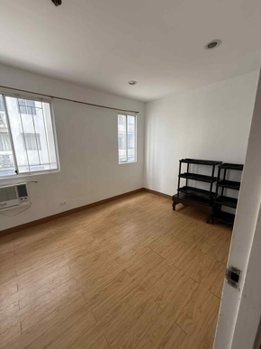Dormy 1033 - Semi Furnished 1BR Condo Unit for Rent at Fountain Breeze