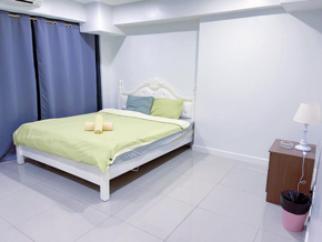 Dormy 805 - 1 BR Unit For Rent in Parañaque - Sapphire Seaview Park (Street View)