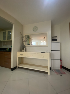 Dormy 201 - 1 Bedroom Unit for lease in One Central, Salcedo, Makati