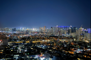 Dormy 651 - Modern One-Bedroom Condo Unit with High City View & Amenities | Manila