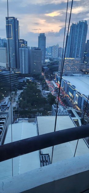 Dormy 479 - Condo Sharing at BSA TWIN TOWERS CONDOTEL ( Behind at SM Megamall )