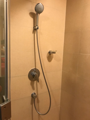 Dormy 182 - Studio Unit for rent in Park Terraces, Makati