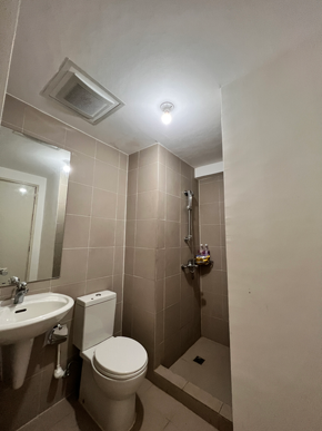 Dormy 400 - CONDO UNIT FOR RENTALS AND BED SPACE