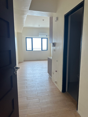 Dormy 174 - BARE STUDIO DE LUXE FOR RENT near DLSU/BENILDE