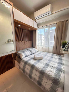 Dormy 880 - Cozy Fully Furnished Bedroom Unit in Pasay (also open for short term)