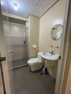 Dormy 517 - 1 Bedroom Condo in Makati