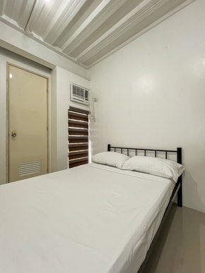 Dormy 181 - Room for Rent near Alabang, Las Pinas