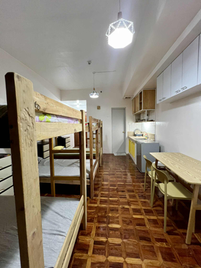 Dormy 737 - Makati Condo Bed Space / Condosharing Near Greenbelt