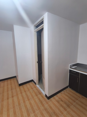 Dormy 999 - Studio Bare Condo Unit for Rent at Spazio Bernardo