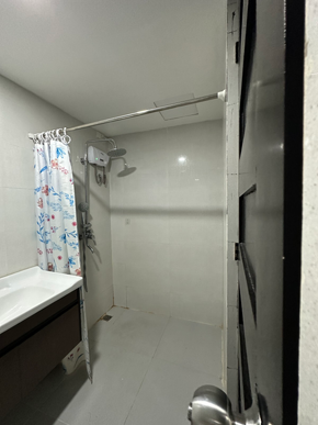 Dormy 171 - 2 BEDROOM SEMI-FURNISHED FOR RENT NEAR DLSU/BENILDE