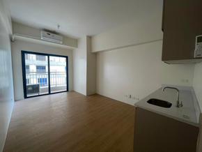 Dormy 531 - R Square Residences