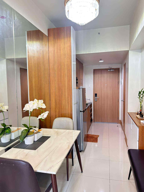 Dormy 880 - Cozy Fully Furnished Bedroom Unit in Pasay (also open for short term)