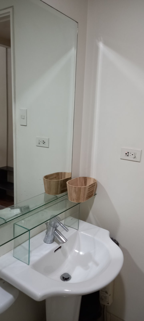 Dormy 913 - 1 bedroom fully furnished with veranda in makati
