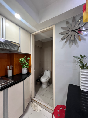 Dormy 834 - Solo Room (Condo Sharing) in BGC