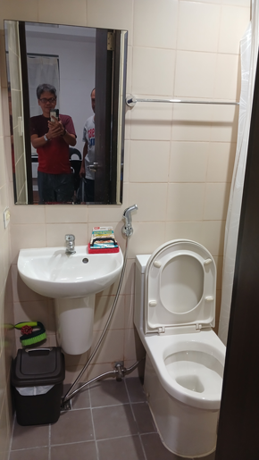 Dormy 301 - WHtaft Residences Unit 19S1 Beside DLSU