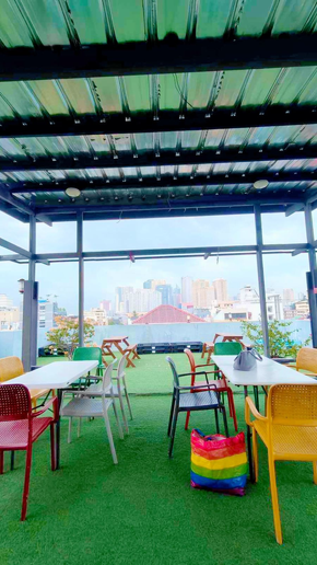 Dormy 503 - Bed Spacer - Makati City near Jollibee Bautista/Lrt Buendia 