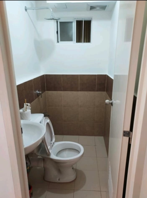 Dormy 959 - Bare Studio Condo Unit at MetroTowne Las Pinas