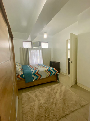 Dormy 728 - 1BR Unit in Cubao Araneta Manhattan Pakview Tower 2