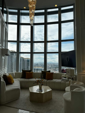 Dormy 453 - 5BR PENTHOUSE FOR LEASE IN MAKATI: One Central Suite