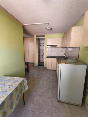 Dormy 983 - Semi Furnished 1BR Condo Unit for Rent at Sunny Villas