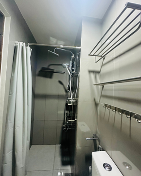 Dormy 597 - Fully Furnished 1 Bedroom Unit with Balcony and a Beautiful City View