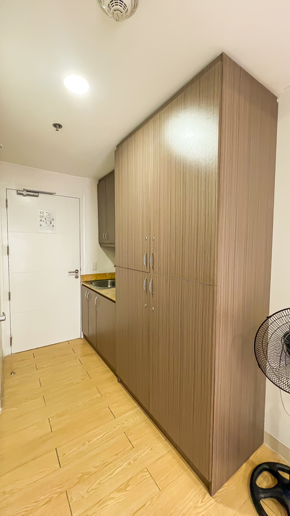 Dormy 701 - Rooms for Rent in Makati