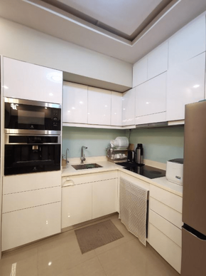 Dormy 448 - AVIDA TOWERS VITA 2BR UNIT & PARKING FOR RENT