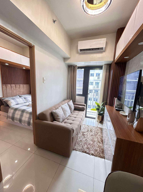 Dormy 880 - Cozy Fully Furnished Bedroom Unit in Pasay (also open for short term)