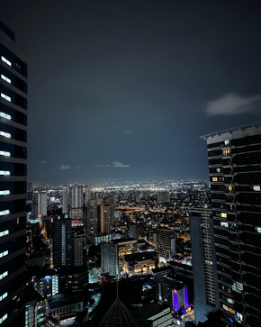 Dormy 597 - Fully Furnished 1 Bedroom Unit with Balcony and a Beautiful City View