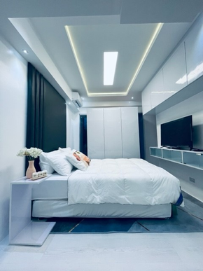 Dormy 592 - 3BR Unit in Poblacion Makati