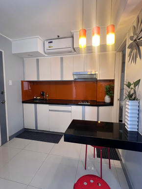 Dormy 834 - Solo Room (Condo Sharing) in BGC