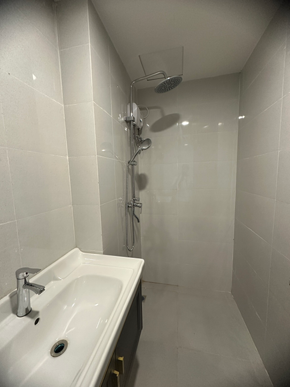 Dormy 174 - BARE STUDIO DE LUXE FOR RENT near DLSU/BENILDE