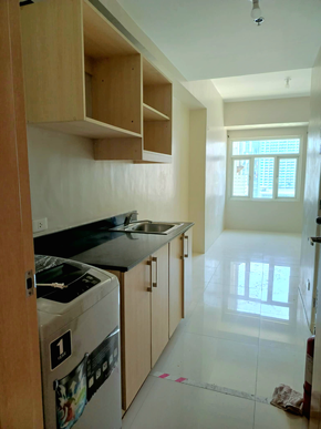 Dormy 461 - Vista Residences unit w/ washing machine & aircon