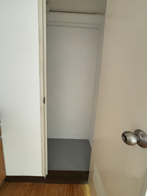 Dormy 962 - Bare Studio Condo Unit at MetroTowne Las Pinas
