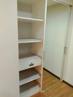 Dormy 496 - LOFT TYPE FULLY FURNISHED UNIT TWO SERENDRA