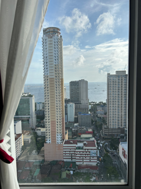 Dormy 380 - University Tower Malate Studio Unit - Four Males