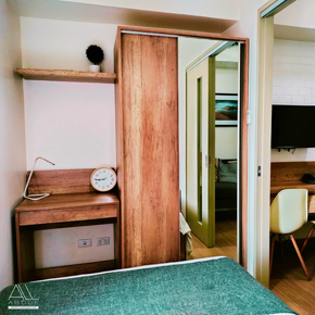 Dormy 908 - 1-Bedroom with Balcony in Laureano Di Towers Tower 2