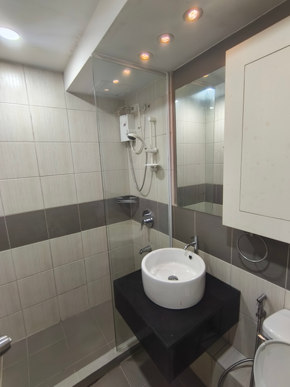 Dormy 954 - Furnished Condo Unit with Parking for Rent at Asia Enclaves