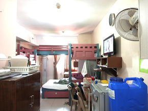 Dormy 253 - AVAILABLE COZY CONDO UNIT FOR RENT FRONTING U.P. Manila and Robinson