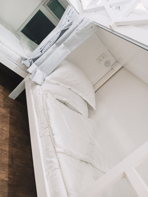 Dormy 153 - Bed Space Manila