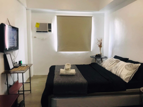 Dormy 876 - Studio for Solo or Couple at Vista Heights Residences
