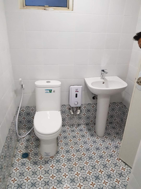 Dormy 455 - FOR LEASE IN MAKATI: The Columns Legaspi Village Tower 1