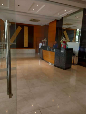 Dormy 914 - 3 Bedroom condo unit fully furnished with parking