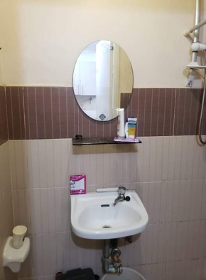 Dormy 253 - AVAILABLE COZY CONDO UNIT FOR RENT FRONTING U.P. Manila and Robinson