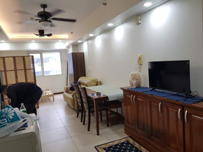 Dormy 455 - FOR LEASE IN MAKATI: The Columns Legaspi Village Tower 1