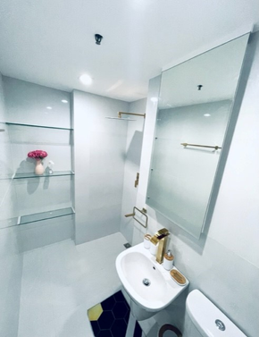 Dormy 592 - 3BR Unit in Poblacion Makati