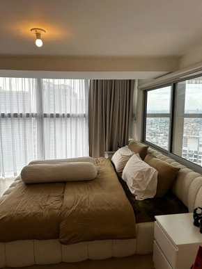 Dormy 453 - 5BR PENTHOUSE FOR LEASE IN MAKATI: One Central Suite