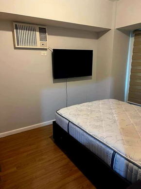 Dormy 457 - 1 Bedroom with Balcony FOR LEASE IN TAGUIG: Meranti Tower
